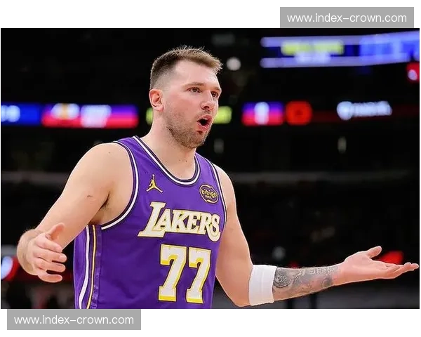 东契奇高效输出28分9助攻 湖人三节打卡轻松取胜国王 东契奇高效输出28分9助攻 湖人三节打卡轻松取胜国王